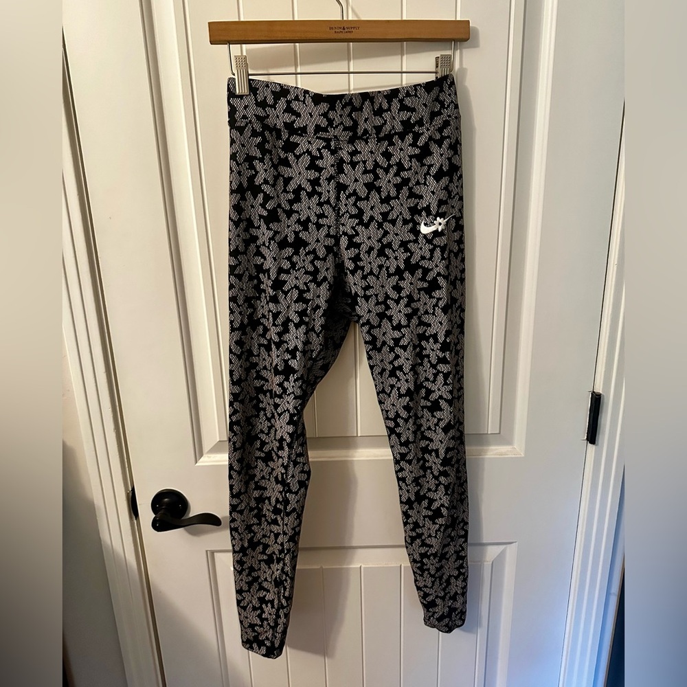 Nike Black and White Leggings